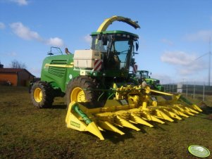 John Deere 7800