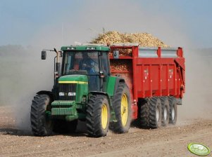 John Deere 7810 + przyczepa VAIA NL 207