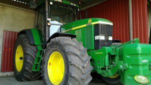 John Deere 7810