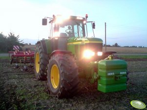 John Deere 7810