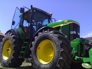 John Deere 7810