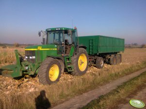 John Deere 7810 