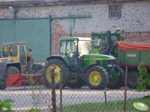 John Deere 7810