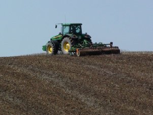 John Deere 7820 + Amazone Catros 5001 