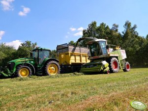 John Deere 7820 & Claas Jaguar 