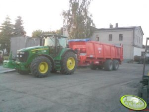 John Deere 7830 i Brochard Dragon 2000