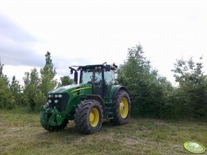 John Deere 7830