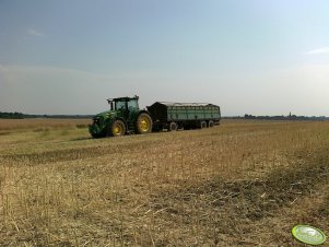 John Deere 7830