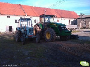 John Deere 7830 