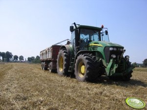 John Deere 7920