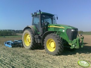 John Deere 7920 