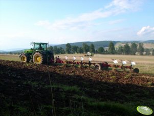 John Deere 7930 + Gregoire Besson 7-skibowy