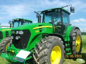 John Deere 7930