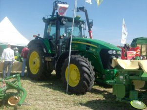 John Deere 7930