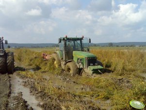 John Deere 8100