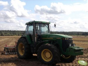 John Deere 8100