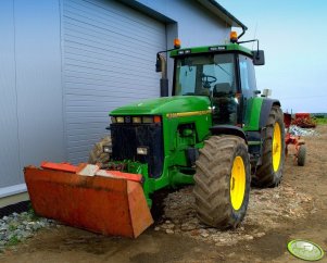 John Deere 8200