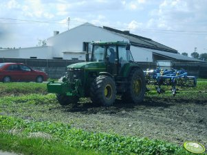 John Deere 8200