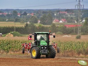 john deere 8245r