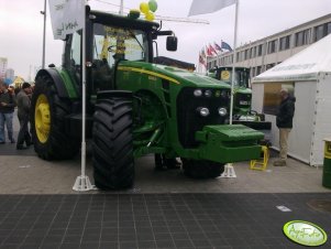 John Deere 8295 R