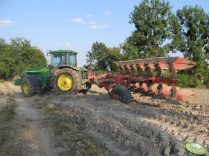 John Deere 8410 + Kverneland PG 100