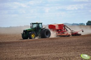 John Deere 8410 + Vaderstad