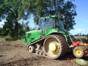 John Deere 8520T