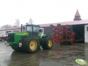 John Deere 9520