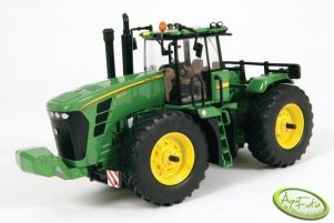 John Deere 9530