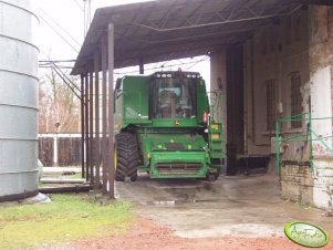 John Deere 9680i