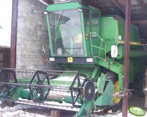 John Deere 975