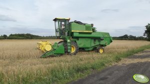 John Deere 975