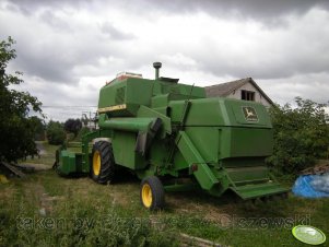 John Deere 975