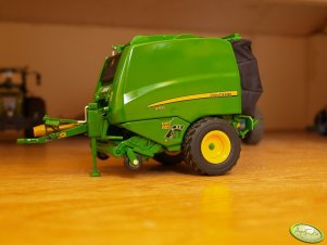 John Deere 990