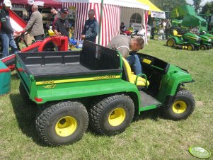 John Deere GATOR