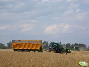 John Deere + Joskin CARGO