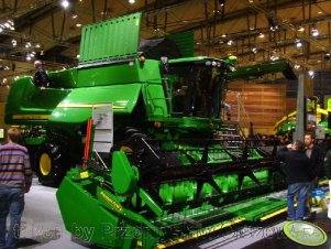 John Deere S 690i