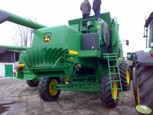 John Deere T560 HillMaster