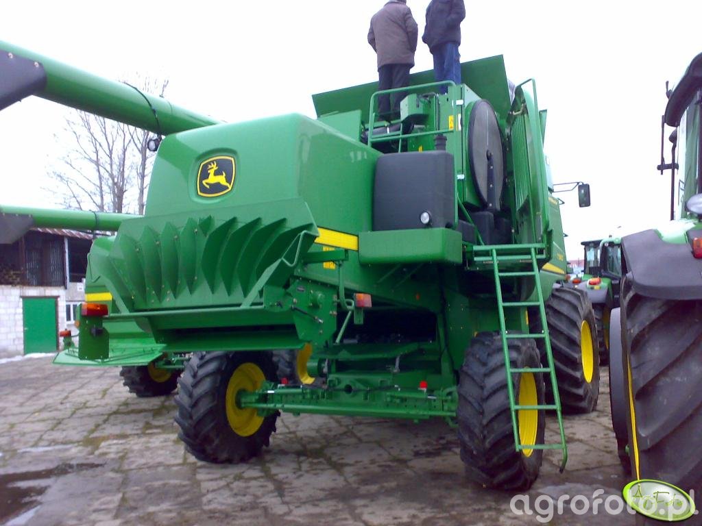 Kombajn John Deere T560 HillMaster foto 110323 Galeria rolnicza