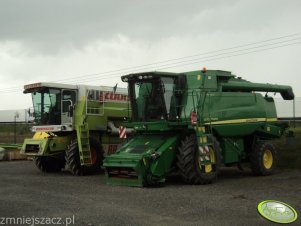 John Deere T670i, Claas Dominator 88