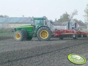 John Deere + Vaderstad