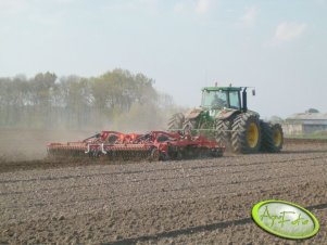 John Deere + Vaderstad