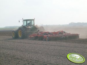 John Deere + Vaderstad