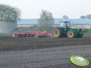 John Deere + Vaderstad