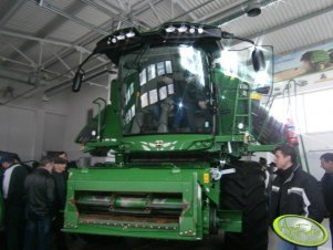 John Deere W540