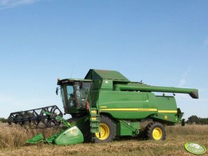 John Deere W650