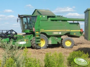 John Deere W660