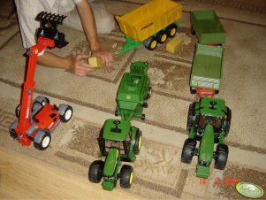 John Deere x2