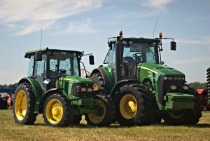 John Deere 5080M & 8230