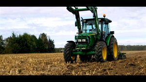 John Deere 5620 & Bomet